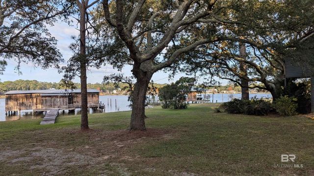 9091 Soldier Creek Road, Lillian, AL 36549