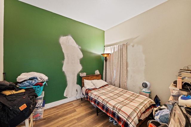 6 Coles Point Ct, Sacramento, CA 95823