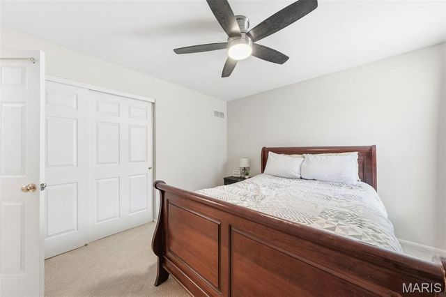 425 Roosevelt Woods Court, Fenton, MO 63026