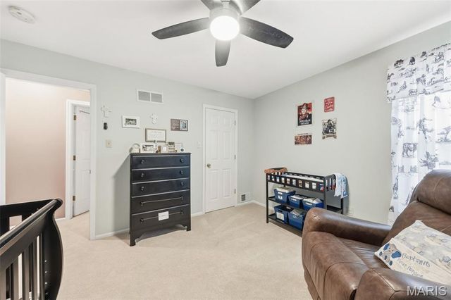 425 Roosevelt Woods Court, Fenton, MO 63026