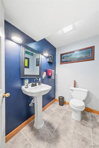 425 Roosevelt Woods Court, Fenton, MO 63026