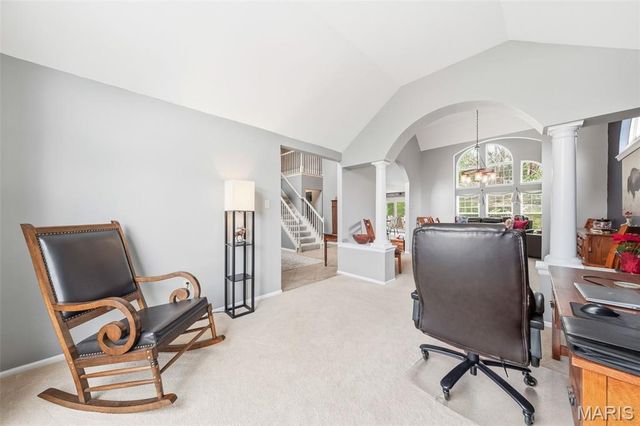 425 Roosevelt Woods Court, Fenton, MO 63026