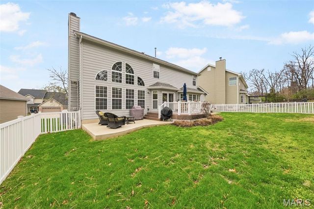 425 Roosevelt Woods Court, Fenton, MO 63026