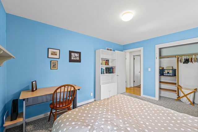 205 E SHERWIN Circle, Urbana, IL 61802