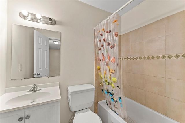 2128 Fairway Court SE, Conyers, GA 30013