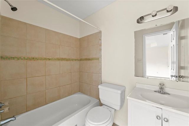 2128 Fairway Court SE, Conyers, GA 30013