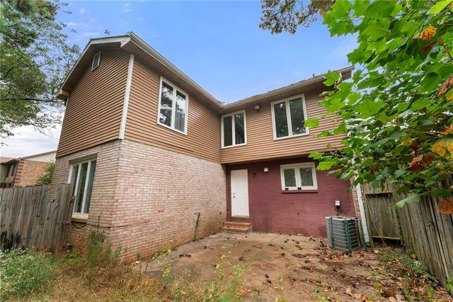 2128 Fairway Court SE, Conyers, GA 30013