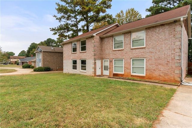 2128 Fairway Court SE, Conyers, GA 30013
