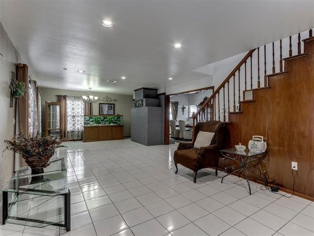 829 NW 116th Terrace, Oklahoma City, OK 73114