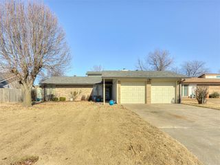 829 NW 116th Terrace, Oklahoma City, OK 73114