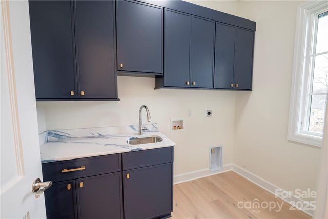 15 Evian Court, Asheville, NC 28804