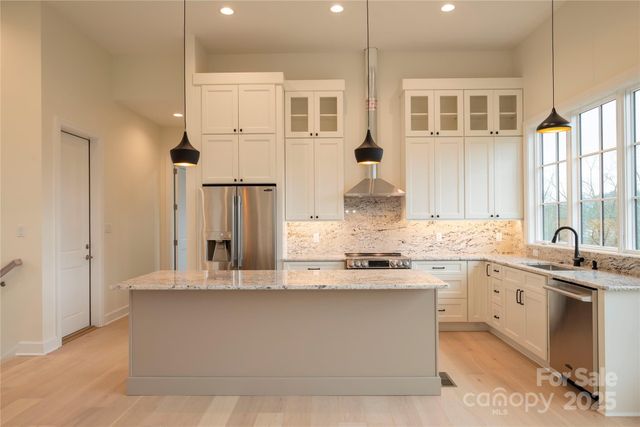 15 Evian Court, Asheville, NC 28804