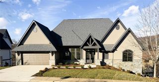 15 Evian Court, Asheville, NC 28804