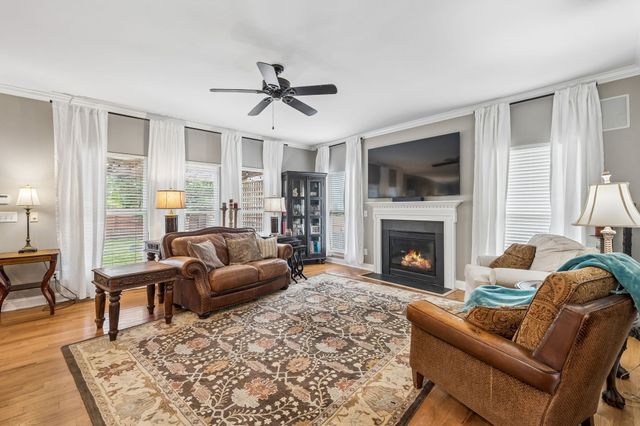 303 Verde Meadow Dr, Franklin, TN 37067