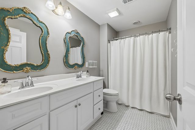303 Verde Meadow Dr, Franklin, TN 37067