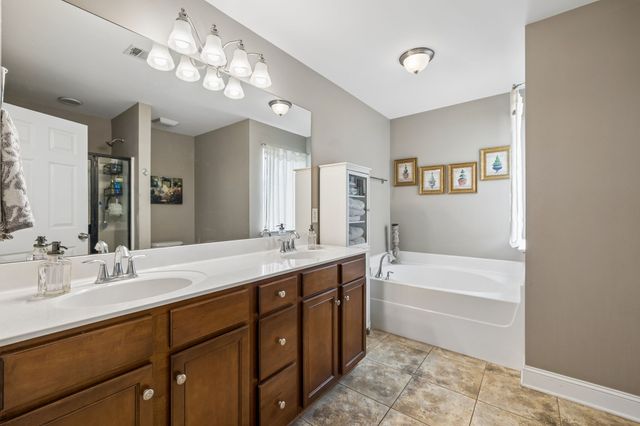 303 Verde Meadow Dr, Franklin, TN 37067