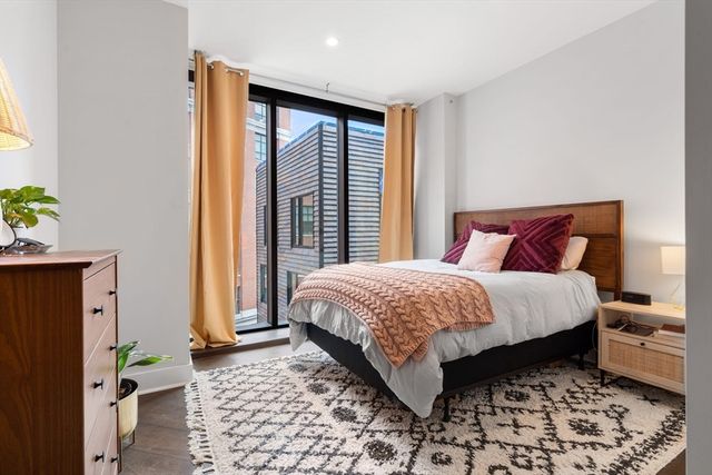 14 W Broadway 601, Boston, MA 02127