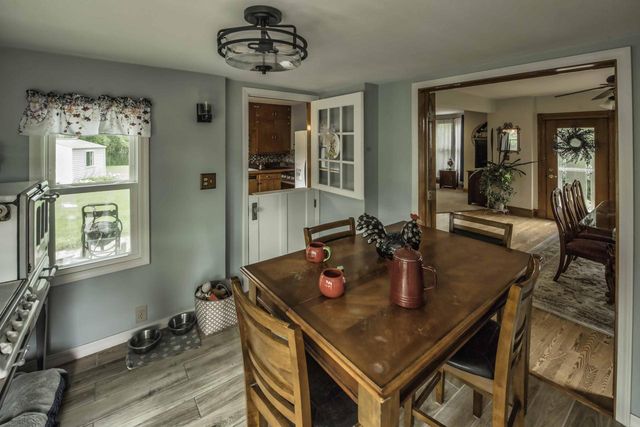 N14W28039 Silvernail ROAD, Pewaukee, WI 53072