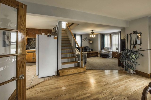 N14W28039 Silvernail ROAD, Pewaukee, WI 53072