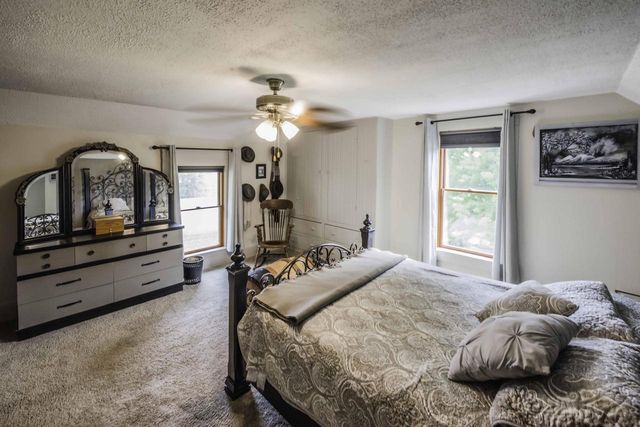 N14W28039 Silvernail ROAD, Pewaukee, WI 53072