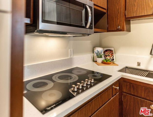 6150 Buckingham 107, Culver City, CA 90230