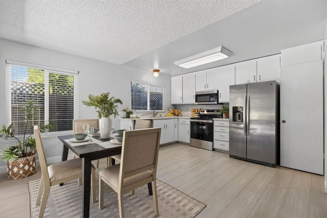 4420 Oxwood Dr, Sacramento, CA 95826