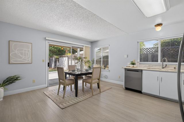 4420 Oxwood Dr, Sacramento, CA 95826