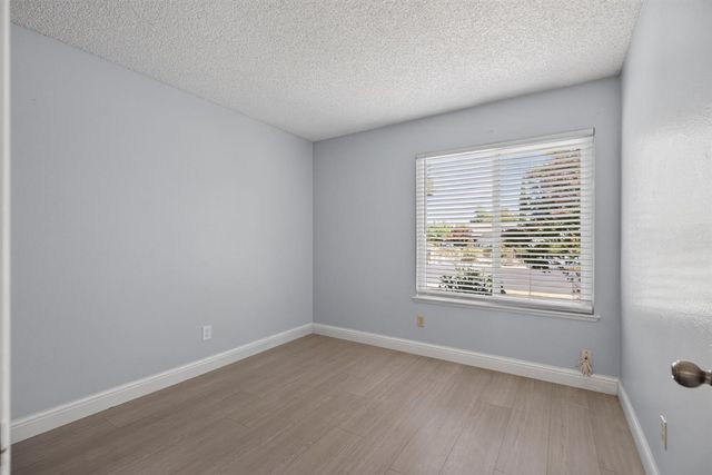 4420 Oxwood Dr, Sacramento, CA 95826