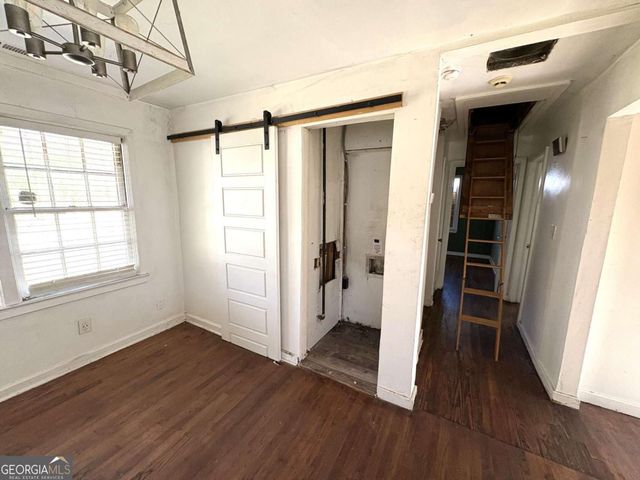 1855 Oakmont Drive NW, Atlanta, GA 30314