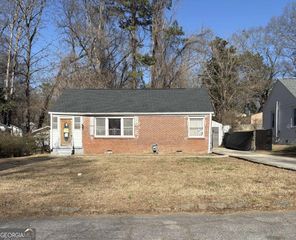 1855 Oakmont Drive NW, Atlanta, GA 30314