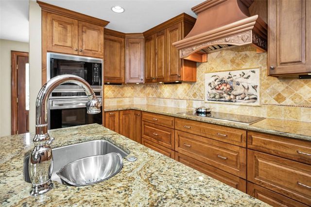 1944 LEVINE LANE, Clearwater, FL 33760