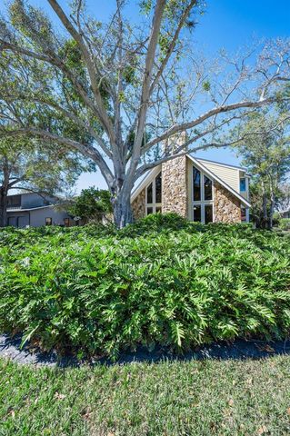 1944 LEVINE LANE, Clearwater, FL 33760