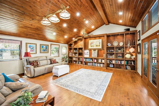 1944 LEVINE LANE, Clearwater, FL 33760