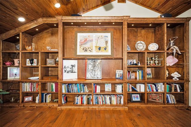 1944 LEVINE LANE, Clearwater, FL 33760