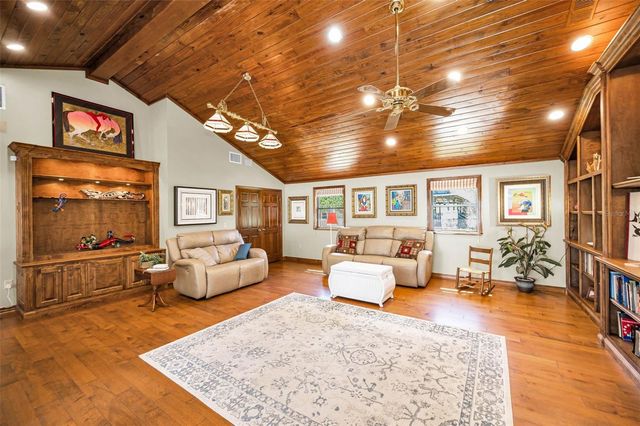 1944 LEVINE LANE, Clearwater, FL 33760