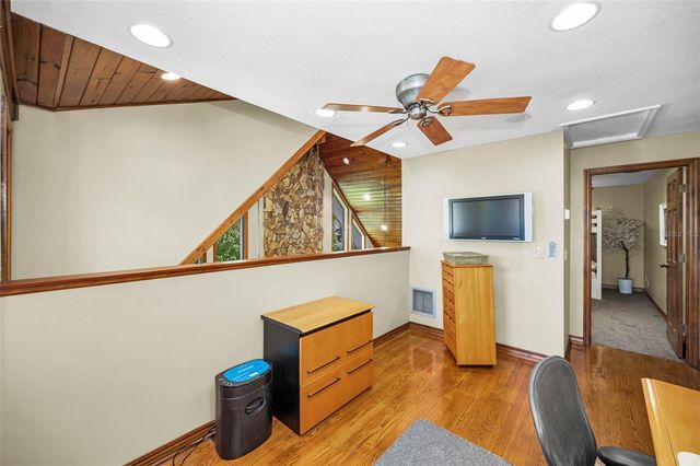 1944 LEVINE LANE, Clearwater, FL 33760