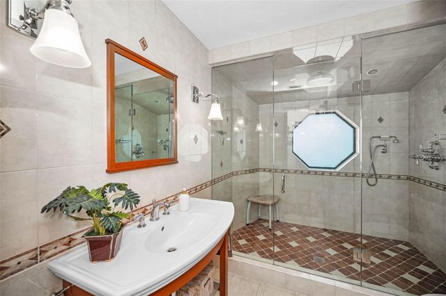 1944 LEVINE LANE, Clearwater, FL 33760