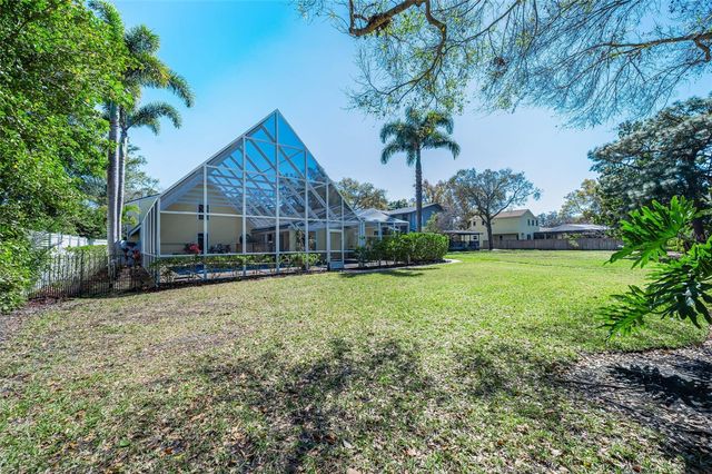 1944 LEVINE LANE, Clearwater, FL 33760