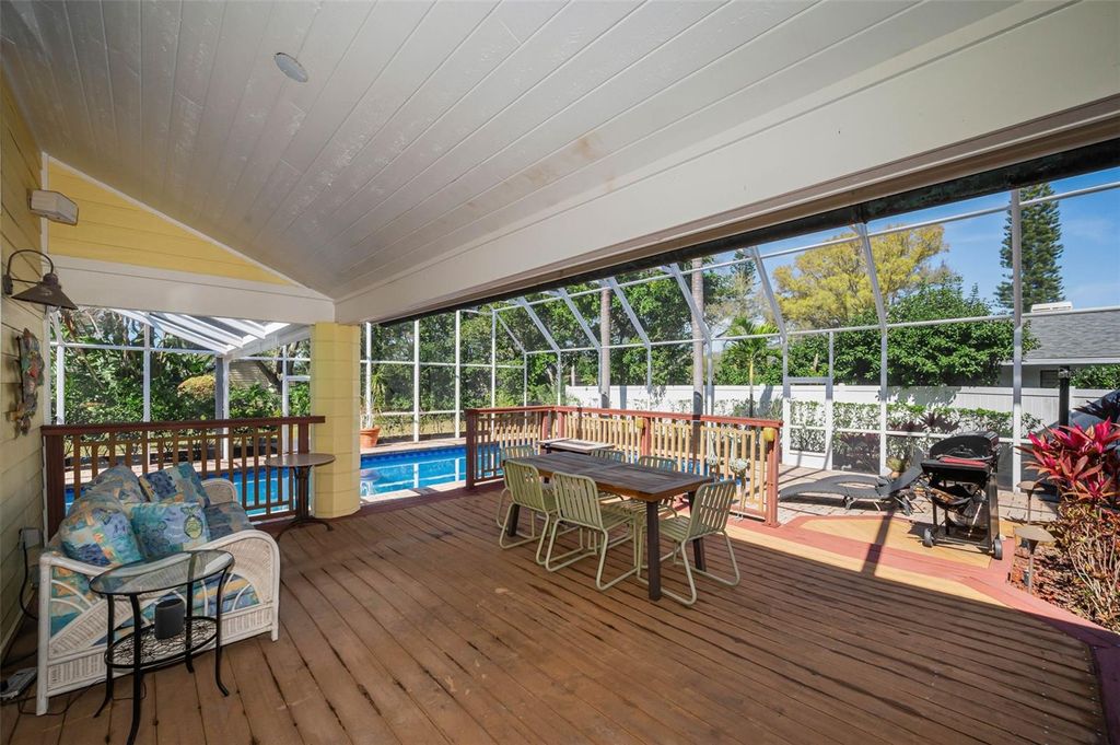 Image 66 of property listing at 1944 LEVINE LANE, Clearwater, FL 33760