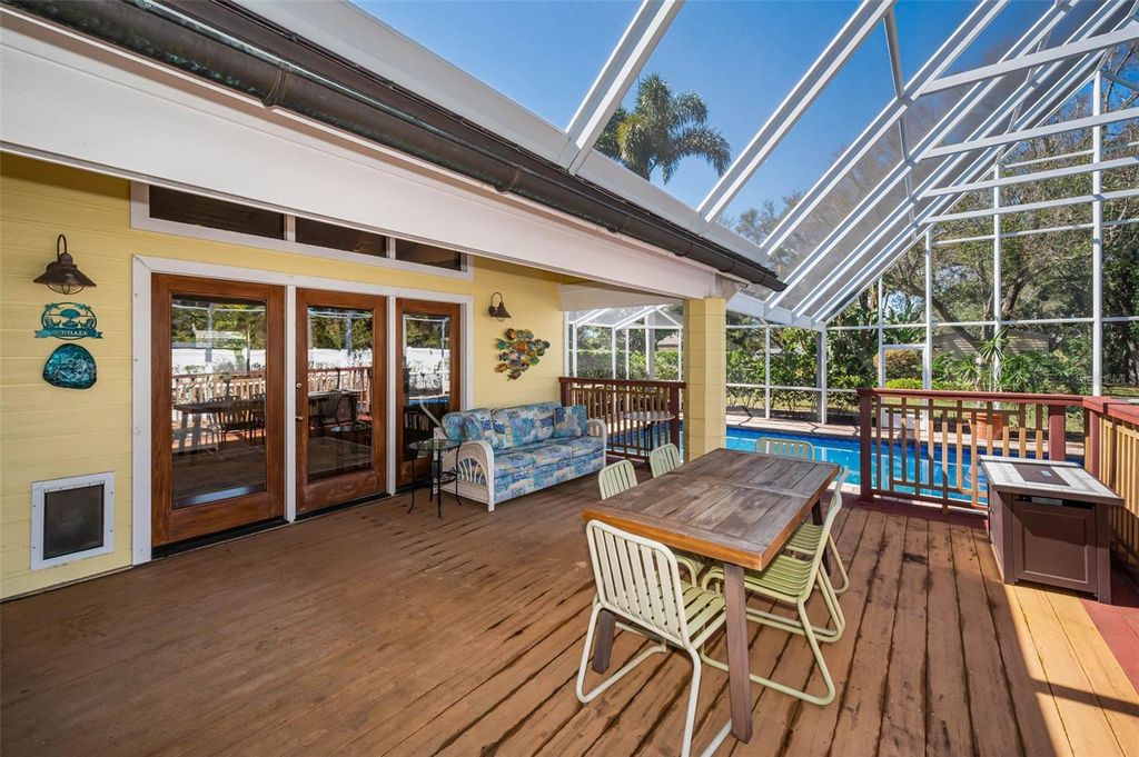 Image 69 of property listing at 1944 LEVINE LANE, Clearwater, FL 33760