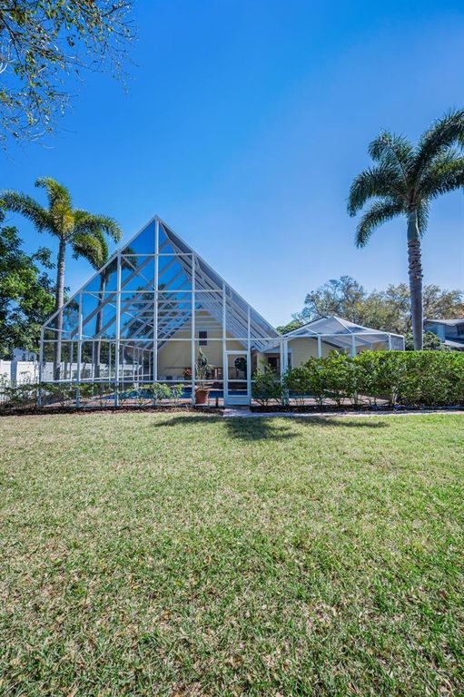 Image 84 of property listing at 1944 LEVINE LANE, Clearwater, FL 33760