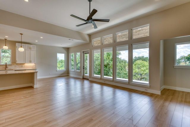 1310 Cats Eye, Horseshoe Bay, TX 78657