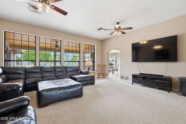 332 E HARRISON Street, Gilbert, AZ 85295