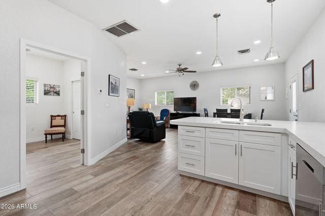 332 E HARRISON Street, Gilbert, AZ 85295