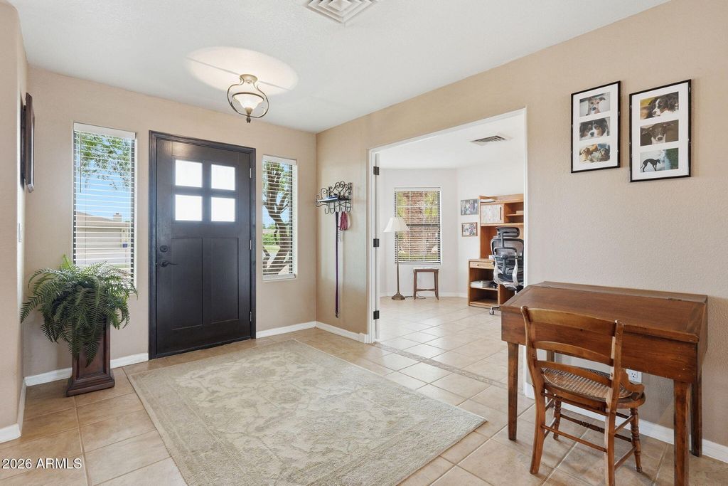 Image 27 of property listing at 332 E HARRISON Street, Gilbert, AZ 85295
