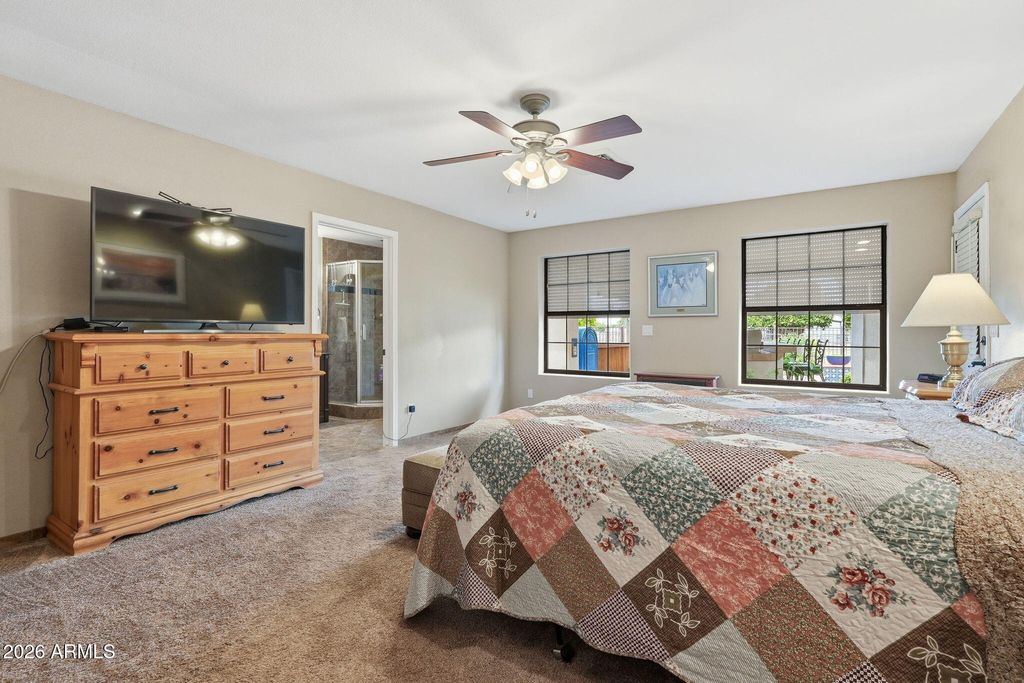 Image 41 of property listing at 332 E HARRISON Street, Gilbert, AZ 85295
