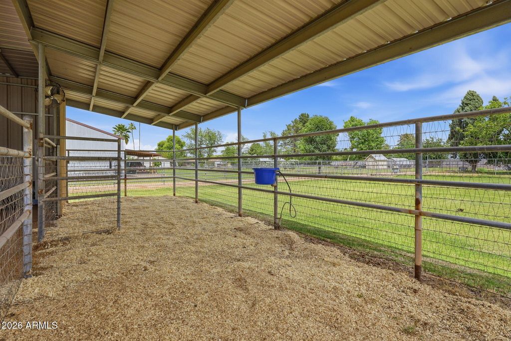 Image 82 of property listing at 332 E HARRISON Street, Gilbert, AZ 85295