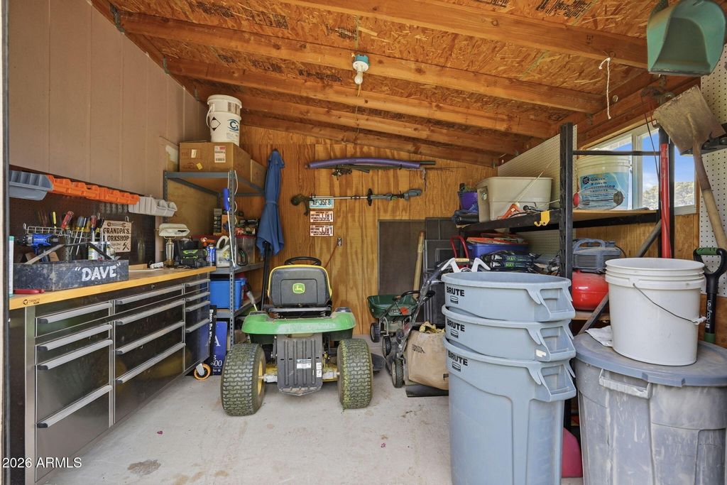 Image 98 of property listing at 332 E HARRISON Street, Gilbert, AZ 85295