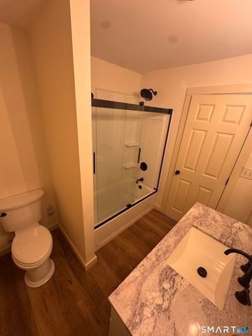 54 Chestnut Street, Bristol, CT 06010