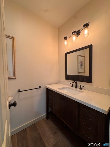 54 Chestnut Street, Bristol, CT 06010
